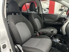 Nissan MARCH SV 1.6 16V FlexStart Mec. 2018/2019 CIRNE AUTOMÓVEIS SANTA MARIA / Carros no Vale