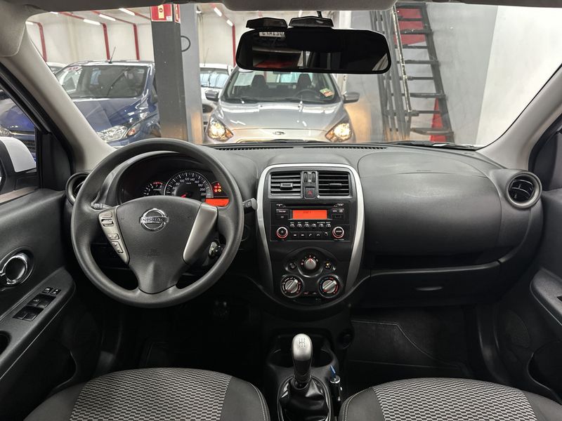 Nissan MARCH SV 1.6 16V FlexStart Mec. 2018/2019 CIRNE AUTOMÓVEIS SANTA MARIA / Carros no Vale