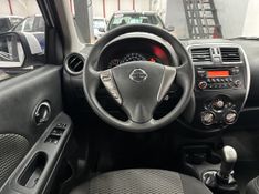 Nissan MARCH SV 1.6 16V FlexStart Mec. 2018/2019 CIRNE AUTOMÓVEIS SANTA MARIA / Carros no Vale