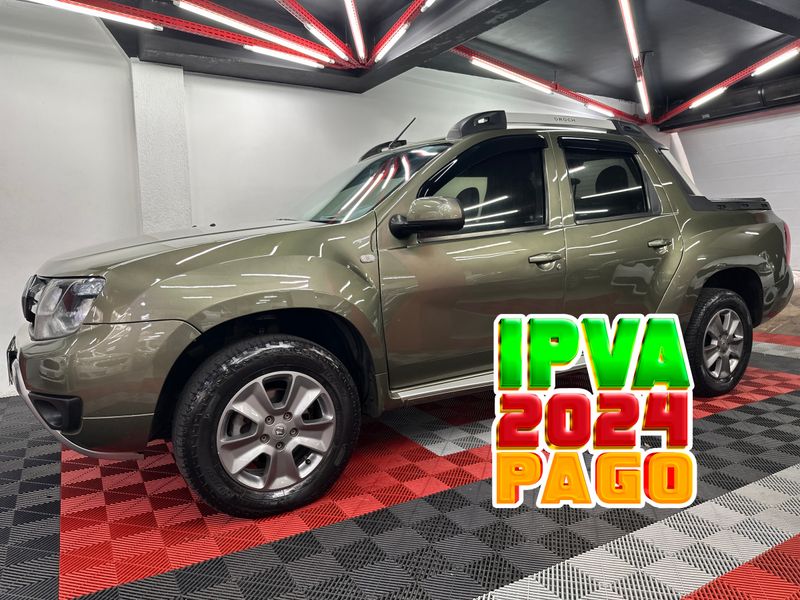 Renault DUSTER OROCH Dyna 2.0 16V Mec. 2015/2016 CIRNE AUTOMÓVEIS SANTA MARIA / Carros no Vale