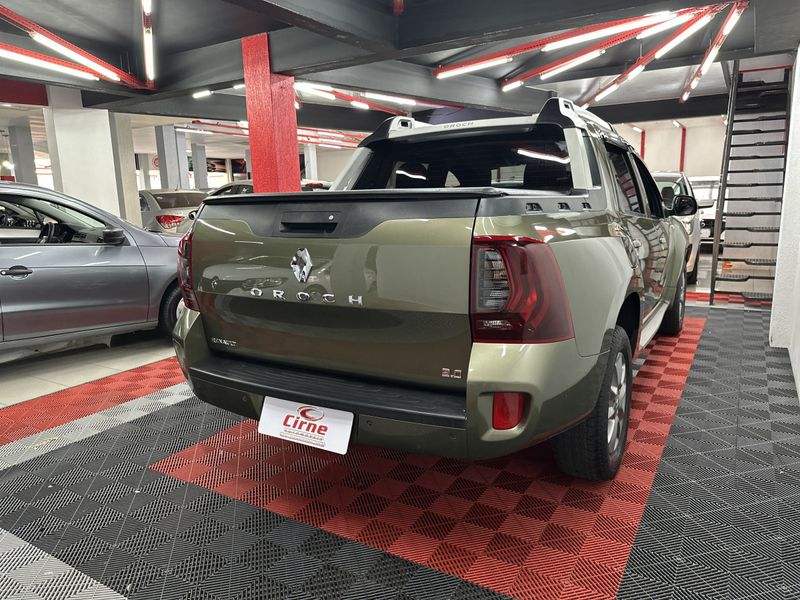 Renault DUSTER OROCH Dyna 2.0 16V Mec. 2015/2016 CIRNE AUTOMÓVEIS SANTA MARIA / Carros no Vale