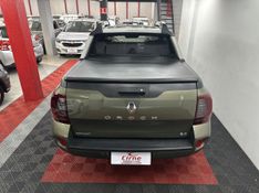 Renault DUSTER OROCH Dyna 2.0 16V Mec. 2015/2016 CIRNE AUTOMÓVEIS SANTA MARIA / Carros no Vale