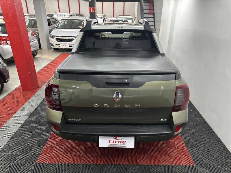 Renault DUSTER OROCH Dyna 2.0 16V Mec. 2015/2016 CIRNE AUTOMÓVEIS SANTA MARIA / Carros no Vale