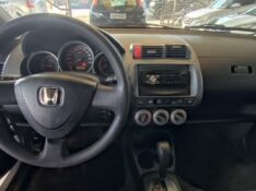 HONDA FIT 1.4 LX 8V 2008/2008 SANCCAR VEÍCULOS SANTA CRUZ DO SUL / Carros no Vale