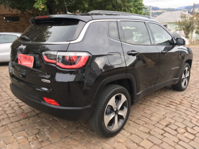 JEEP COMPASS 2.0 16V DIESEL LONGITUDE 4X4 AUTOMÁTICO 2017/2017 COMPLETO VEÍCULOS GUAPORÉ / Carros no Vale