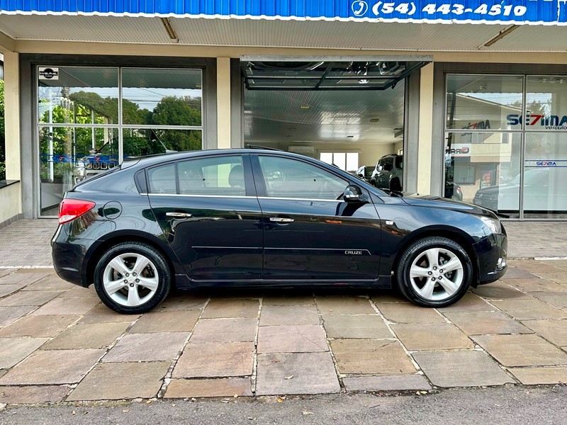 CHEVROLET CRUZE SPORT6 LTZ 1.8 2012/2013 SÉTIMA VEÍCULOS GUAPORÉ / Carros no Vale