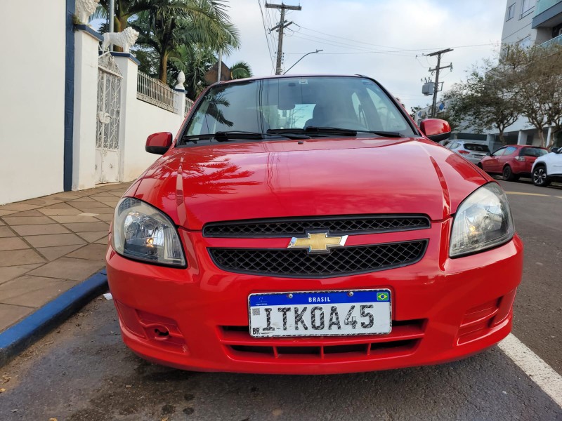 CHEVROLET CELTA SPIRIT/ LT 1.0 MPFI 8V FLEXP. 5P 2012/2013 ADRIANO VEÍCULOS CRUZEIRO DO SUL / Carros no Vale