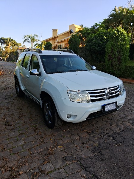 RENAULT DUSTER EXPRESSION 1.6 HI-FLEX 16V MEC. 2013/2013 STOPCAR MULTIMARCAS ESTRELA / Carros no Vale