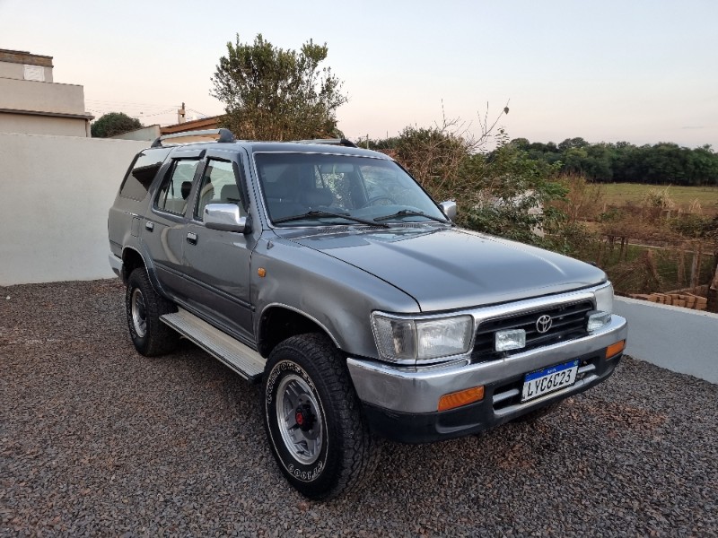 TOYOTA HILUX SW4 2.8 4X4 8V 1994/1994 MG VEÍCULOS ARROIO DO MEIO / Carros no Vale