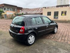 RENAULT CLIO 1.0 CAMPUS 16V FLEX 4P MANUAL 2010/2010 AR MULTIMARCAS VENÂNCIO AIRES / Carros no Vale