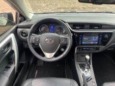 TOYOTA COROLLA 2.0 XRS 16V FLEX 4P AUTOMÁTICO 2018/2019 BOSCO AUTOMÓVEIS GUAPORÉ / Carros no Vale