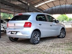 VOLKSWAGEN GOL 1.0 12V 2020 2019/2020 RICARDO VEÍCULOS TEUTÔNIA / Carros no Vale