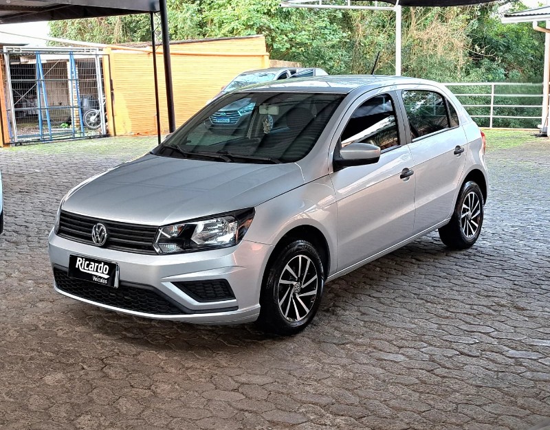 VOLKSWAGEN GOL 1.0 12V 2020 2019/2020 RICARDO VEÍCULOS TEUTÔNIA / Carros no Vale