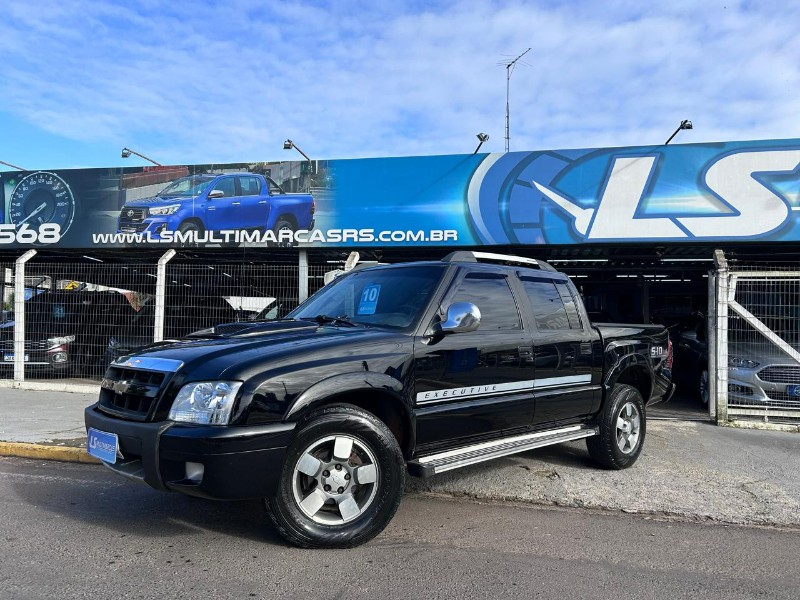 CHEVROLET S10 PICK-UP EXEC. 2.8 4X4 CD TB INT.DIES 2009/2010 LS MULTIMARCAS VENÂNCIO AIRES / Carros no Vale