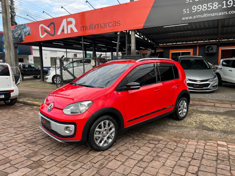 VOLKSWAGEN UP! 1.0TSI CROSS 12V FLEX 4P MANUAL 2017/2017 AR MULTIMARCAS VENÂNCIO AIRES / Carros no Vale