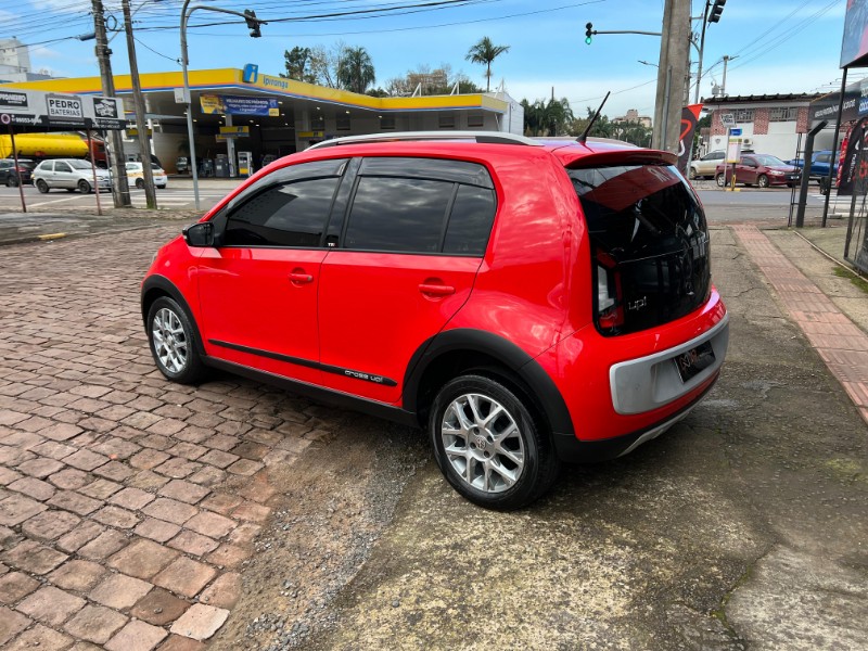 VOLKSWAGEN UP! 1.0TSI CROSS 12V FLEX 4P MANUAL 2017/2017 AR MULTIMARCAS VENÂNCIO AIRES / Carros no Vale