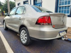 VOLKSWAGEN VOYAGE 1.6 8V MI IMOTION 2013 2012/2013 ADRIANO VEÍCULOS CRUZEIRO DO SUL / Carros no Vale