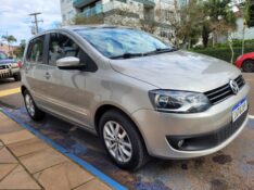 VOLKSWAGEN FOX 1.6 HIGHLINE GII 2013/2014 ADRIANO VEÍCULOS CRUZEIRO DO SUL / Carros no Vale