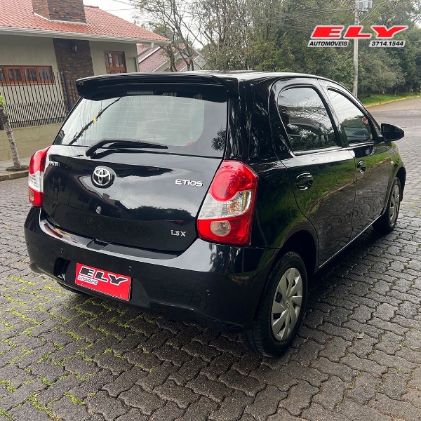 TOYOTA ETIOS 1.3 X 2018/2018 ELY AUTOMÓVEIS LAJEADO / Carros no Vale