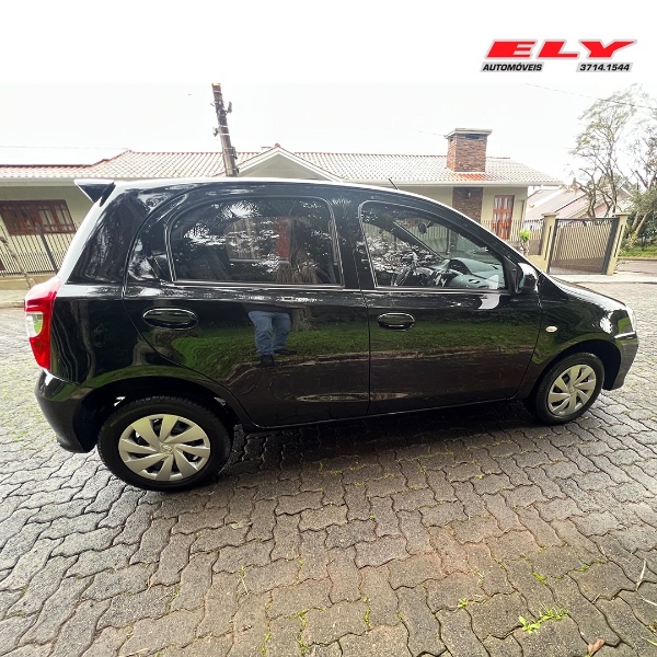 TOYOTA ETIOS 1.3 X 2018/2018 ELY AUTOMÓVEIS LAJEADO / Carros no Vale