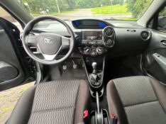 TOYOTA ETIOS 1.3 X 2018/2018 ELY AUTOMÓVEIS LAJEADO / Carros no Vale