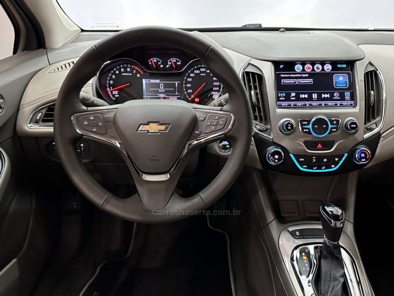 CHEVROLET CRUZE 1.4 TURBO LTZ 16V 2018/2019 FOCAR VEÍCULOS CAXIAS DO SUL / Carros no Vale