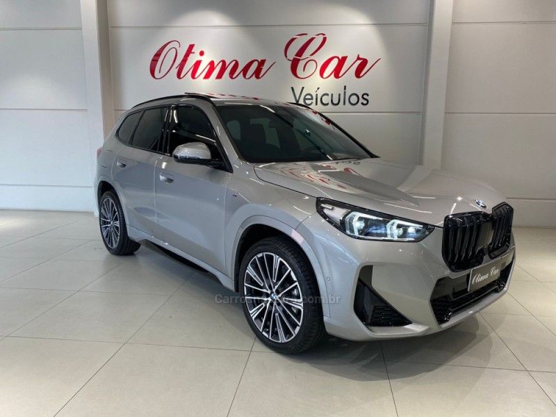 BMW X1 2.0 SDRIVE20I M SPORT 16V TURBO 2024/2025 ÓTIMA CAR FLORES DA CUNHA / Carros no Vale