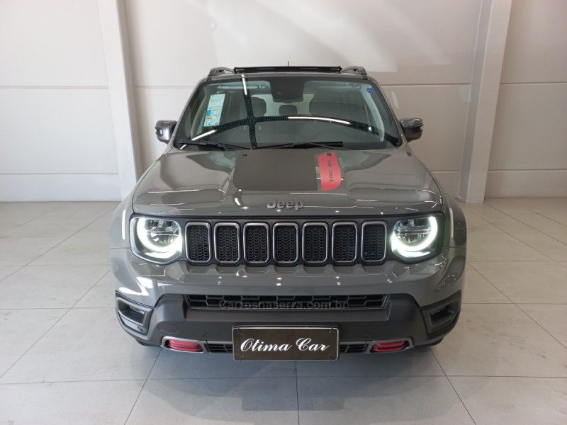 JEEP RENEGADE 1.3 TRAILHAWK T270 16V TURBO 4×4 2024/2025 ÓTIMA CAR FLORES DA CUNHA / Carros no Vale