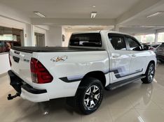 TOYOTA HILUX 2.8 4X4 CD 8V 2018/2018 CIMIRRO AUTOMÓVEIS TAQUARA / Carros no Vale