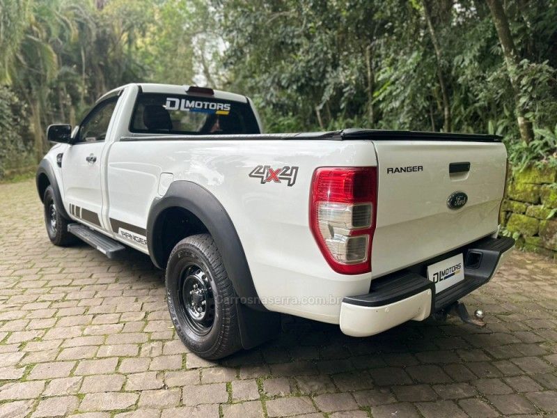 FORD RANGER 2.2 XL 4X4 CS 16V 2019/2019 DL MOTORS LAJEADO / Carros no Vale