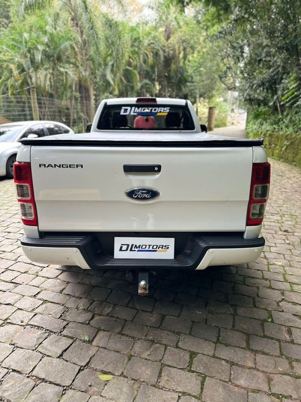 FORD RANGER 2.2 XL 4X4 CS 16V 2019/2019 DL MOTORS LAJEADO / Carros no Vale