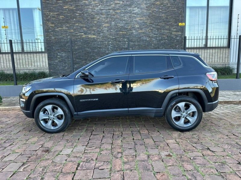 JEEP COMPASS 2.0 16V LONGITUDE 4X4 2018/2018 DL MOTORS LAJEADO / Carros no Vale