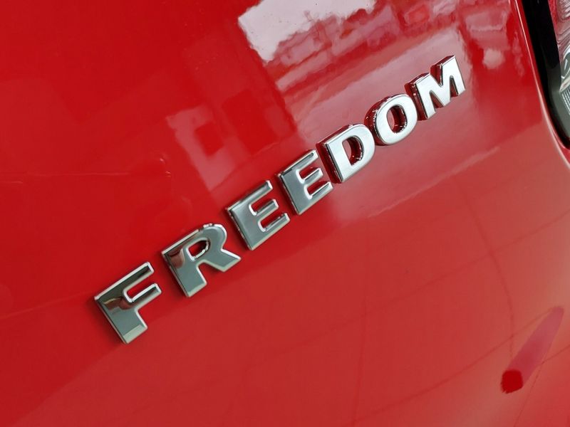 Fiat Strada FREEDOM 1.3 CS 2024/2025 BETIOLO NOVOS E SEMINOVOS LAJEADO / Carros no Vale