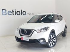Nissan Kicks SV 1.6 2017/2017 BETIOLO NOVOS E SEMINOVOS LAJEADO / Carros no Vale