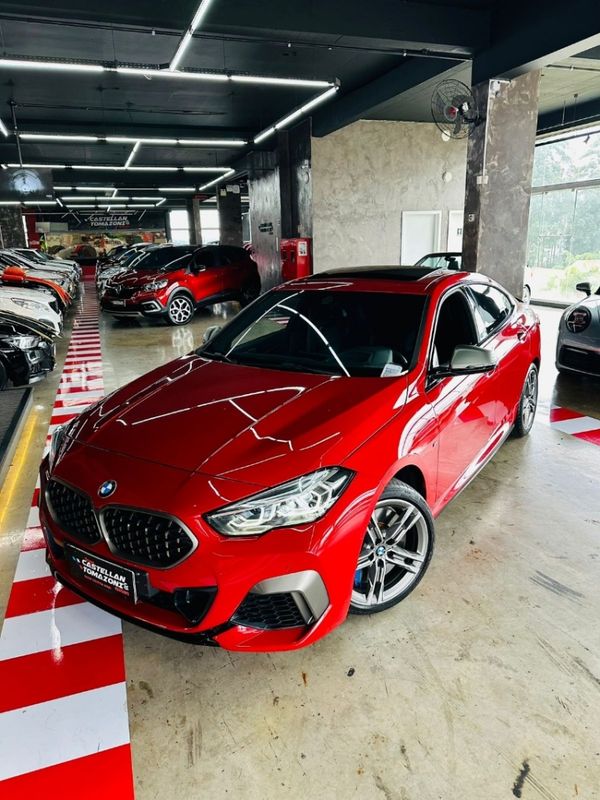 BMW M235i MSPORT / APENAS 17800 KM / GARANTIA DE FÁBRICA 2021/2021 CASTELLAN E TOMAZONI MOTORS CAXIAS DO SUL / Carros no Vale