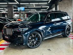 BMW X7 4.4 V8 M50 / 33.000 KM / NOVÍSSIMA 2021/2021 CASTELLAN E TOMAZONI MOTORS CAXIAS DO SUL / Carros no Vale