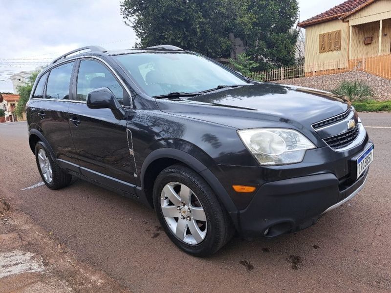 Chevrolet Captiva SPORT FWD 2.4 16V 171/185cv 2010/2011 CAMINHÕES & CAMIONETAS PASSO FUNDO / Carros no Vale