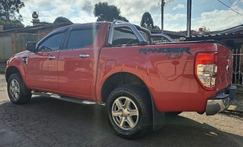 Ford Ranger XLT 2.5 16V 4×2 CD Flex 2014/2014 CAMINHÕES & CAMIONETAS PASSO FUNDO / Carros no Vale