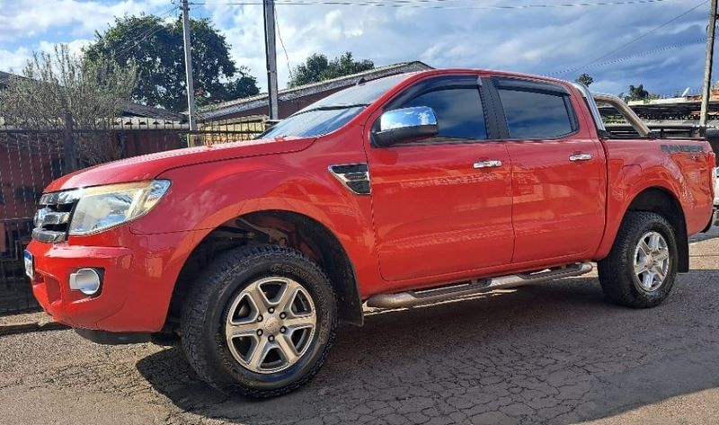 Ford Ranger XLT 2.5 16V 4×2 CD Flex 2014/2014 CAMINHÕES & CAMIONETAS PASSO FUNDO / Carros no Vale