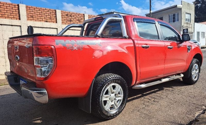 Ford Ranger XLT 2.5 16V 4×2 CD Flex 2014/2014 CAMINHÕES & CAMIONETAS PASSO FUNDO / Carros no Vale