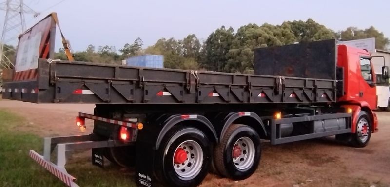 Volvo Vm 310 6×2 Roll On 2008/2008 CAMINHÕES & CAMIONETAS PASSO FUNDO / Carros no Vale