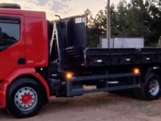 Volvo Vm 310 6×2 Roll On 2008/2008 CAMINHÕES & CAMIONETAS PASSO FUNDO / Carros no Vale