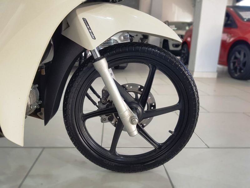 Honda Biz 125 2018/2018 ADVANT AUTOMÓVEIS CAXIAS DO SUL / Carros no Vale