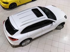 Porsche Cayenne S 3.0 E-Hybrid 2016/2017 VIA BELLA VEÍCULOS ESPECIAIS CAXIAS DO SUL / Carros no Vale