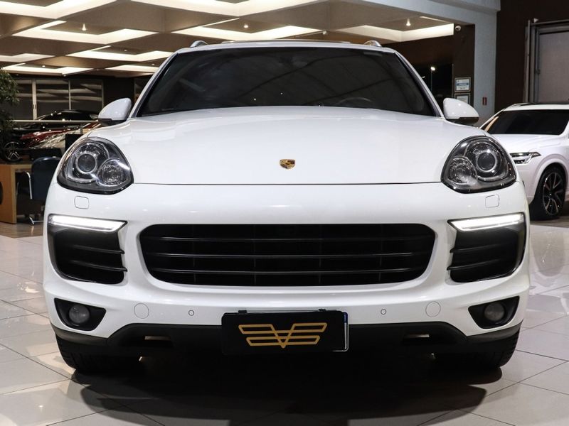 Porsche Cayenne S 3.0 E-Hybrid 2016/2017 VIA BELLA VEÍCULOS ESPECIAIS CAXIAS DO SUL / Carros no Vale