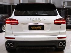 Porsche Cayenne S 3.0 E-Hybrid 2016/2017 VIA BELLA VEÍCULOS ESPECIAIS CAXIAS DO SUL / Carros no Vale