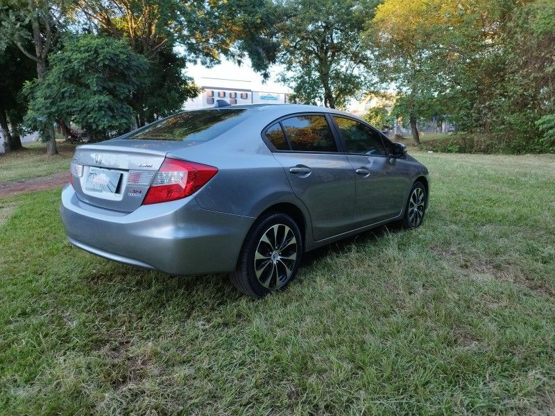 Honda CIVIC SEDAN LXR 2016 GRASSI VEÍCULOS LAJEADO / Carros no Vale