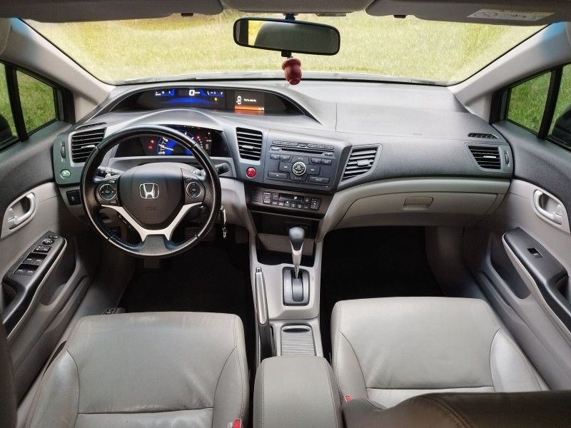 Honda CIVIC SEDAN LXR 2016 GRASSI VEÍCULOS LAJEADO / Carros no Vale