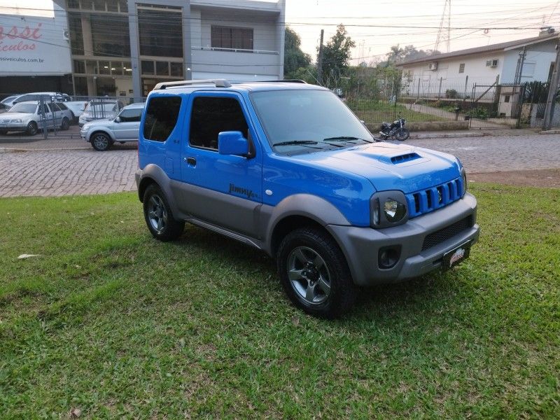 Suzuki JIMNY 4ALL 2019 GRASSI VEÍCULOS LAJEADO / Carros no Vale