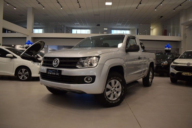 Volkswagen AMAROK 2.0 2013 DINAMICA-CAR VENÂNCIO AIRES / Carros no Vale